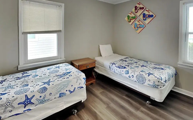 Bungalow by the Sea by Topsail Realty