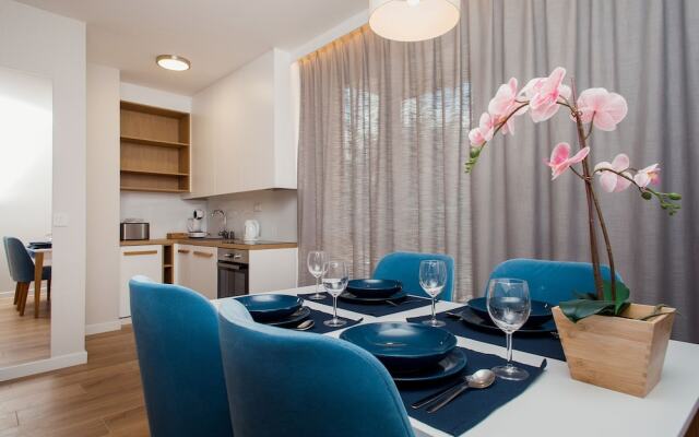 ShortStayPoland Aparthotel