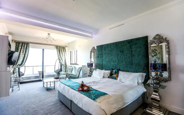 Misty Waves Boutique Hotel