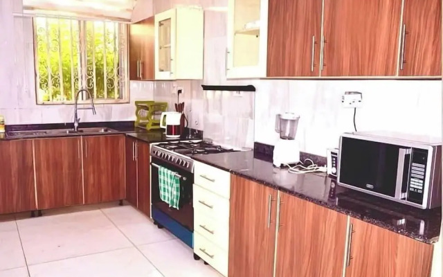 Hillview Apartments