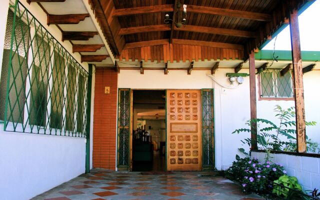 Somar Surf camp & Lodge