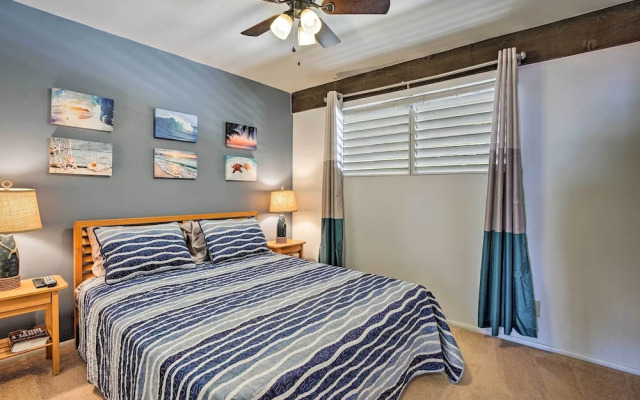 Kona Condo w/ View, Walk to Beach & Restaurants
