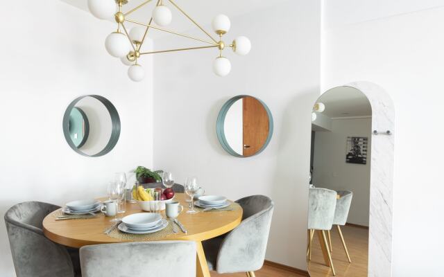 Capitalia Chic and Stylish Flat