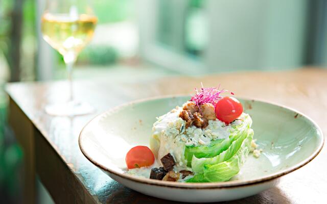 Kimpton Surfcomber Hotel by IHG