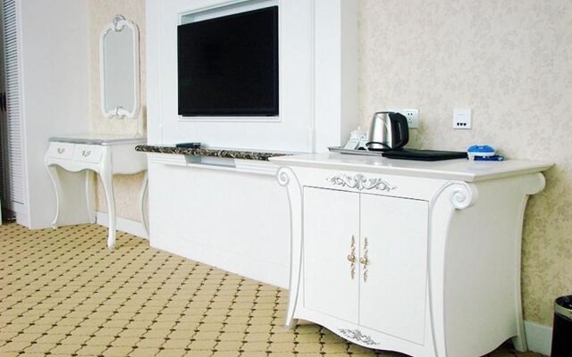 Beijing Huiqiao Hotel