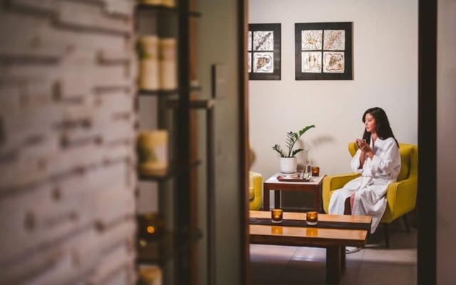 Luxury Apartment at Sea Temple Palm Cove 2 Bed 2 Bath