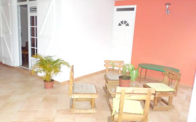 House With 3 Bedrooms in Le Diamant, With Enclosed Garden and Wifi - 4