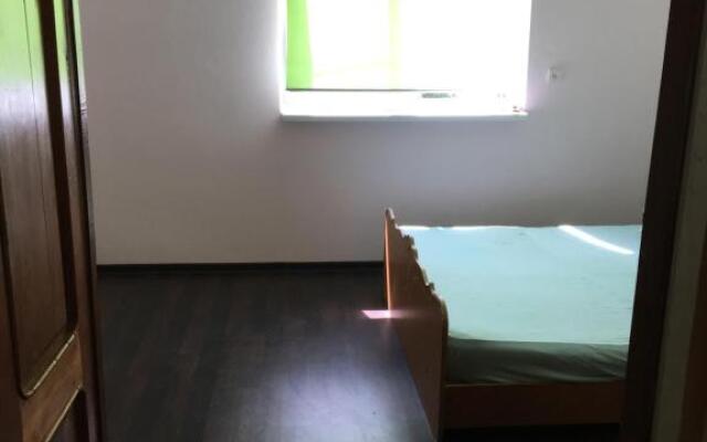 Amza Guest House