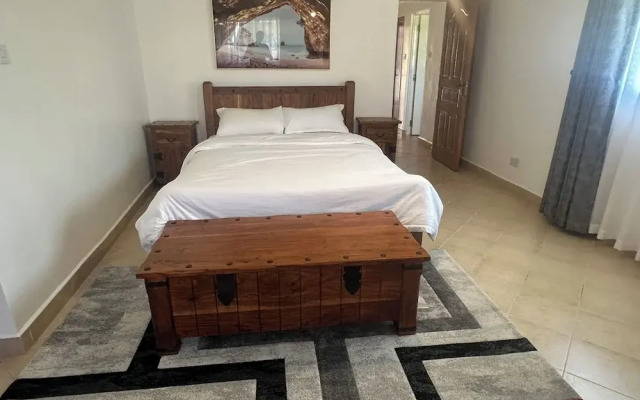 Lux Suites Greenpark Getaway Bungalows
