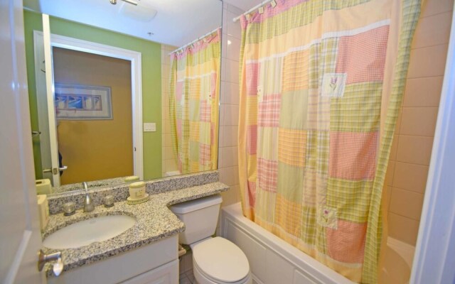 Laguna Vista 109 by RedAwning