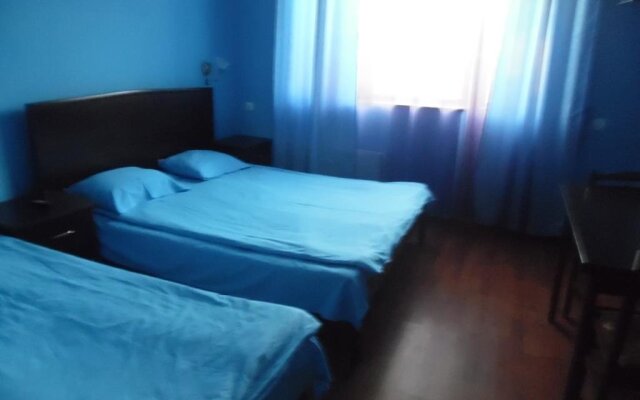 Mana Hotel