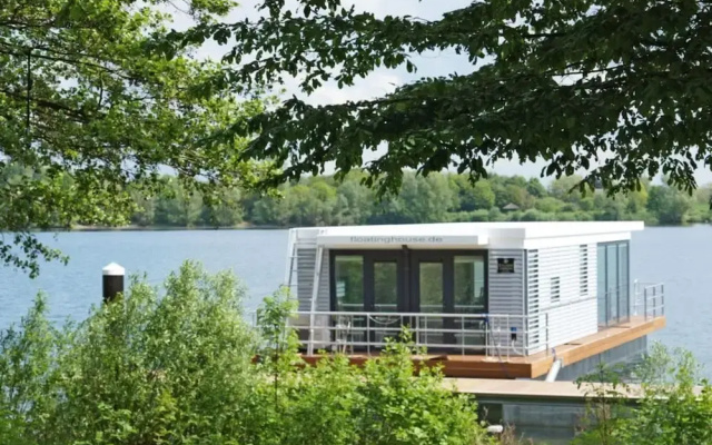 Hausboot am Xantener Nordsee