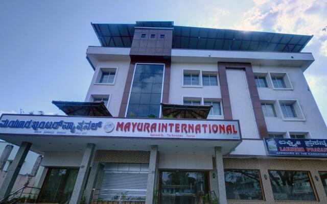 Hotel Mayura International