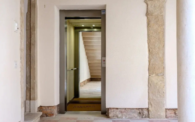Palazzo Ca' Moro apartments