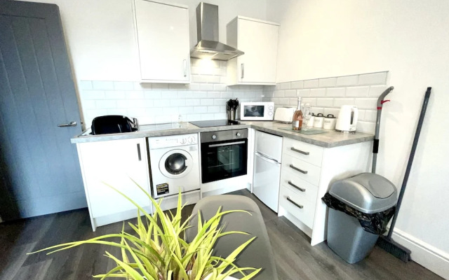 Albert Luxury Hottub and Jacuzzi Apartments