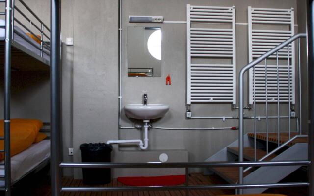 Hostel B47