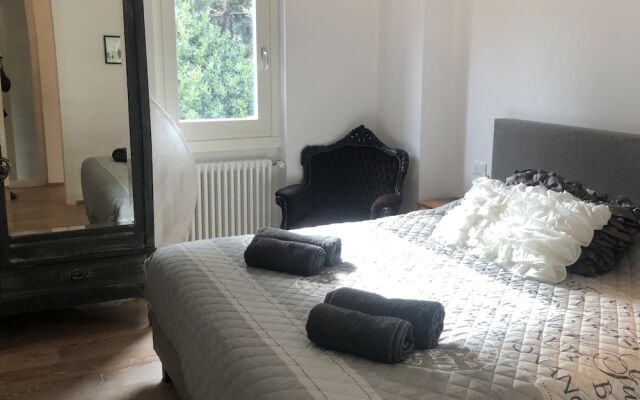 Remarkable 4-bed Villa in Bellano