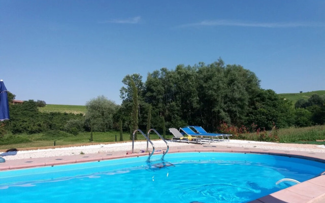 Appartamento La Barbera Shared Pool