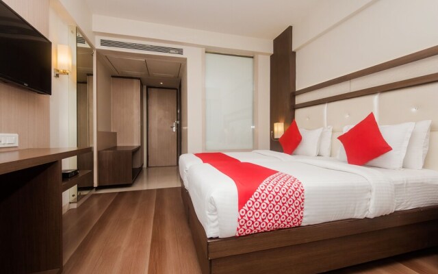Capital O 16664 Hotel Vatika