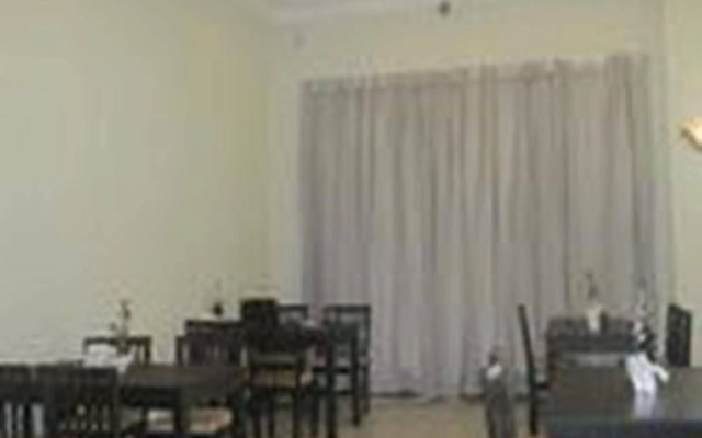 Safari Hotel