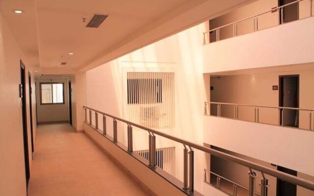 Magnus Square Business Hotel