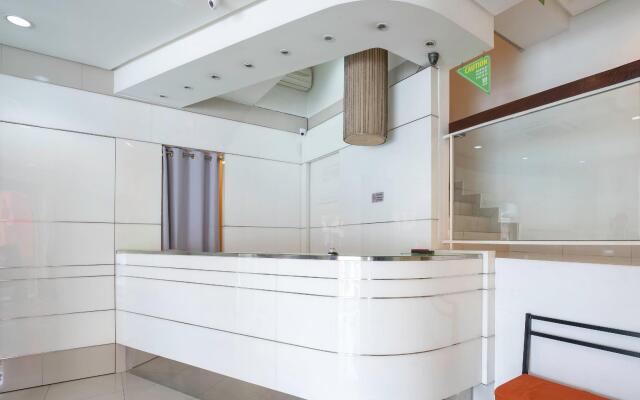 OYO 981 Ant Cave Hotel