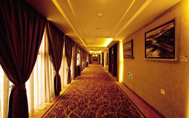 Chengdu Huanhua Jincheng Hotel