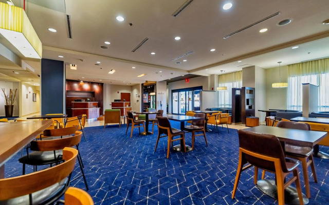Courtyard by Marriott Biloxi North/D'Iberville