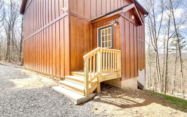 Pet-friendly Basye Vacation Rental w/ Fireplace!