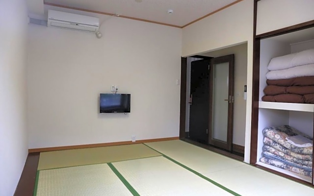Izu 4 sea ocean reinforced con 6 tatami room with Japanese-style bathro – Guest Rooms – Atami