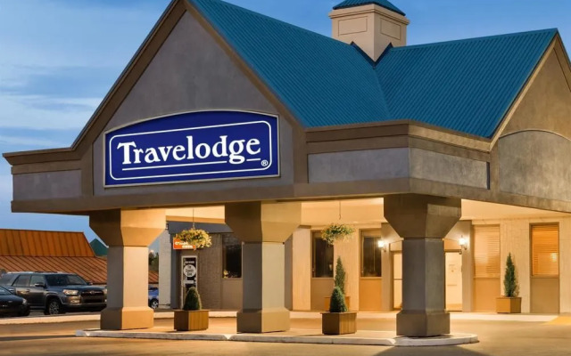 Travelodge Calgary MacLeod Trail