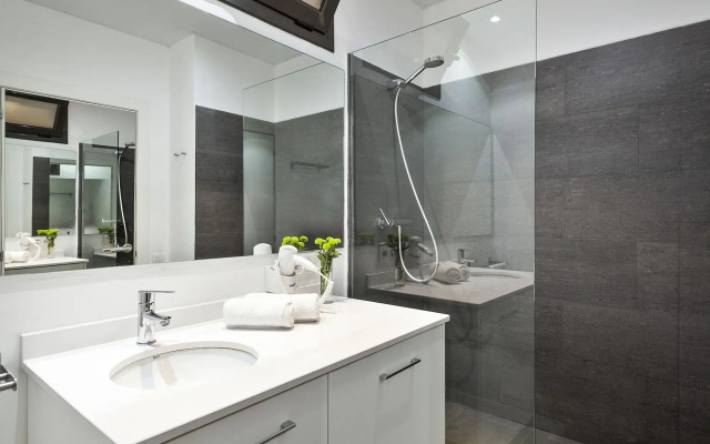 Gaia Fira rooms