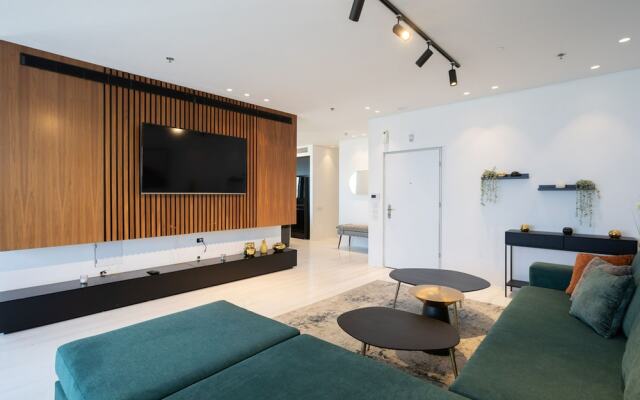 YalaRent sea breeze penthouse