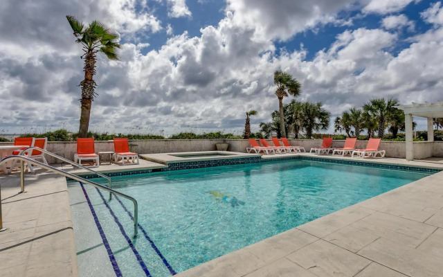 -Under The Sea (8 Bdrm / 7 Bath, Sleeps 22)