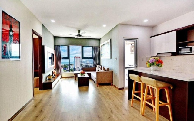Lovely 3-bedroom condo, a minute walk to the beach – Guest Rooms – Nha Trang