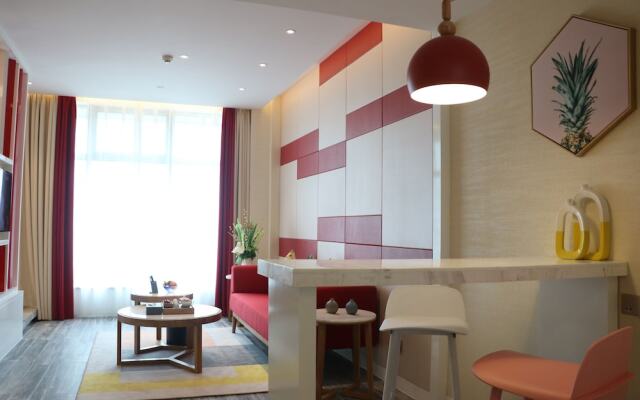 Century Hongteng Hotel