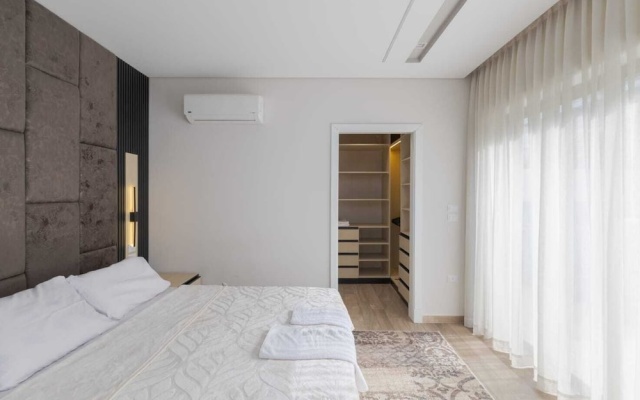 ELITE New Modern 3BR Apartment