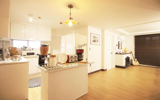 MTT Guest House - Hostel