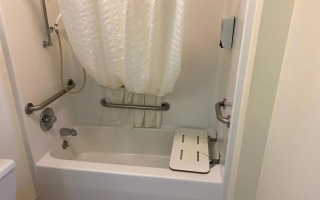 Country Hearth Inn & Suites Union City