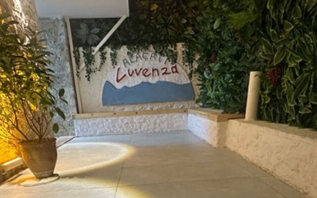 Luvenza Alaçatı Hotel