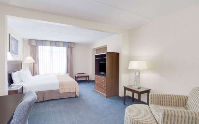 Wingate by Wyndham Bridgeport WV