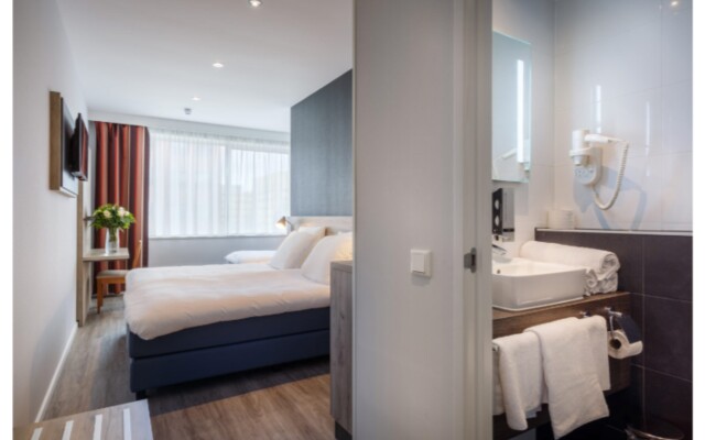 Joy Hotel