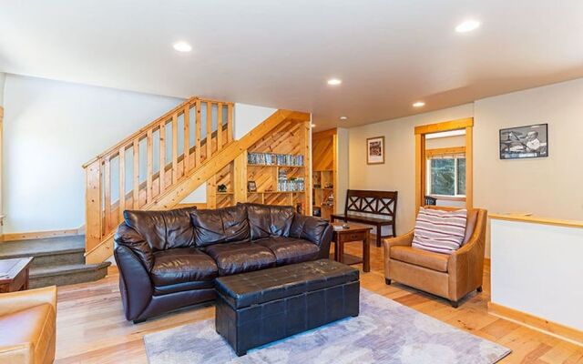 Heart of Truckee by Tahoe Mountain Properties