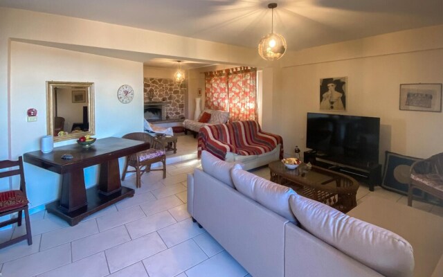Awesome Apartment in Alepochori With 2 Bedrooms and Wifi