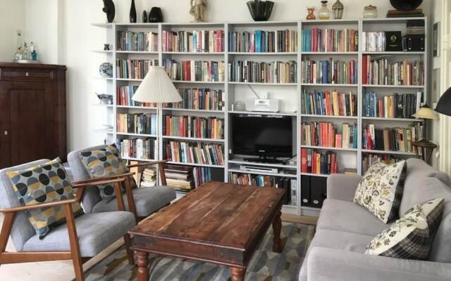 1 bedroom apt Direct Center 621-1
