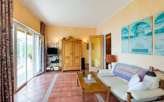 Heavenly Holiday Home in Cannero With Roof Terrace