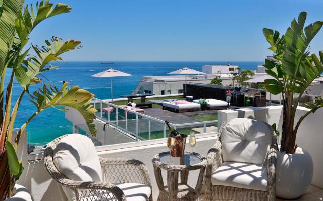 Clifton YOLO Spaces – Clifton Private Beach Villa