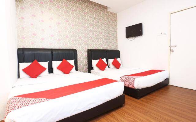 OYO 717 MR J Hotel Wakaf Che Yeh 2