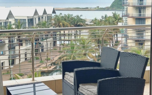 Luxurious Beach Apartment - The Sails