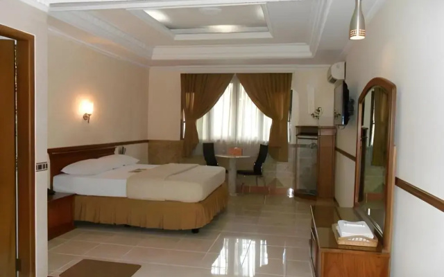C'One Hotel Cempaka Putih